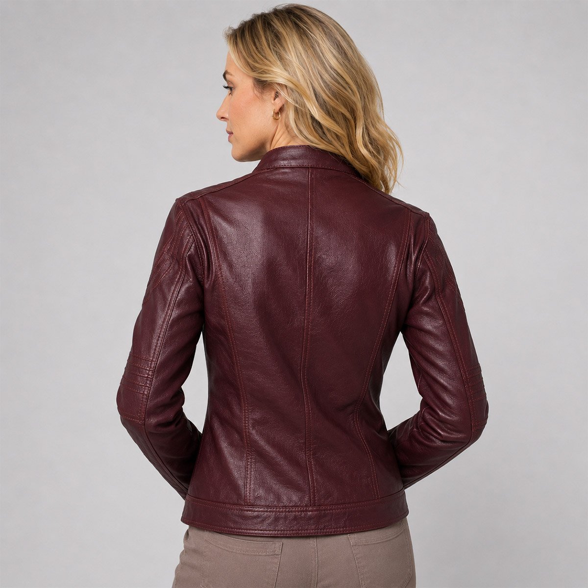 Chamarra de piel para mujer M6 - Image 3